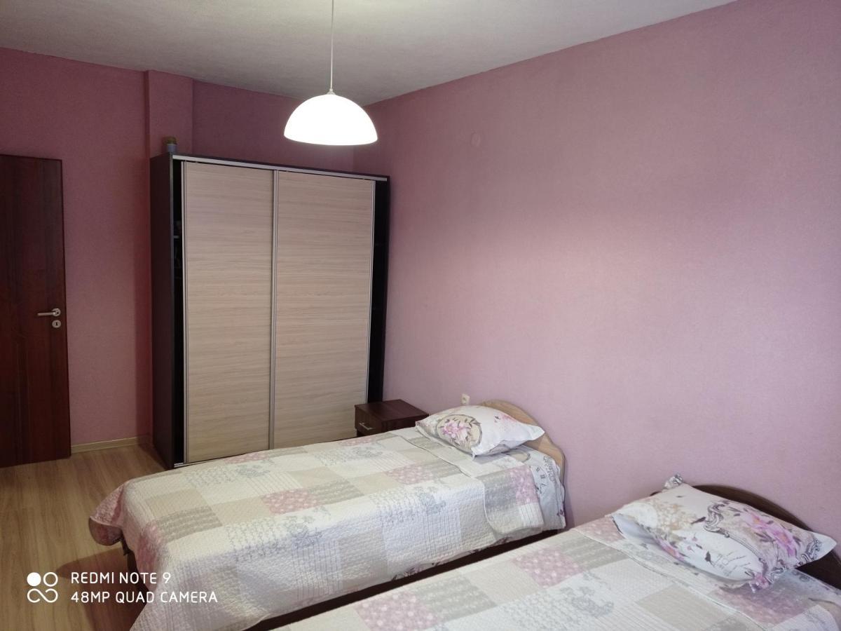 Ideal Center Apartment Sandanski Bagian luar foto