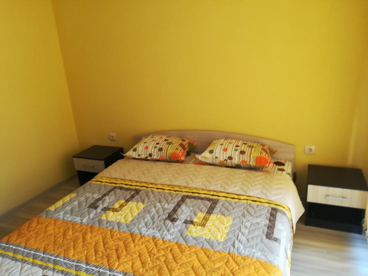 Ideal Center Apartment Sandanski Bagian luar foto