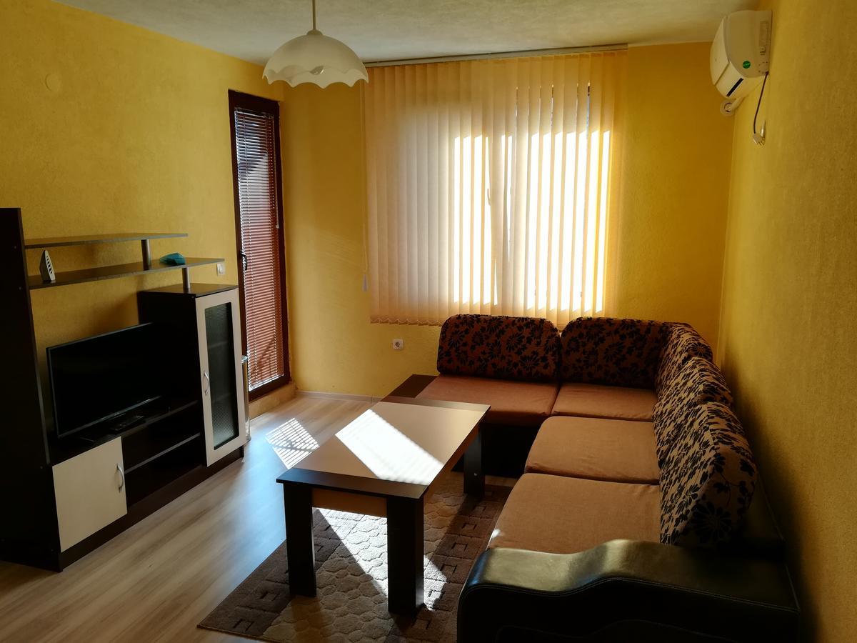 Ideal Center Apartment Sandanski Bagian luar foto